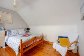 Lorna's Apartment Self Catering Holiday Home - Image 4