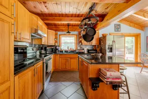 Unique Catskills Retreat: 3BR with deck & 3 acres - Image 5