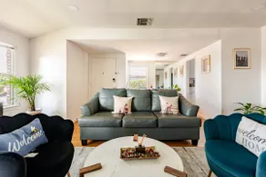 3BR + Free Parking | 25m Disneyland • 15m DTLA - Image 5