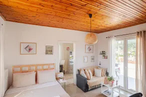 Lovely modern Studio very close to the airport - Image 3