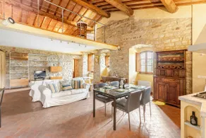 Chianti Essence Apartment - Image 3