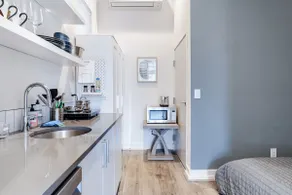 Modern Suite｜Ballard/Seattle - Image 4