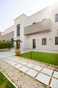 ROYAL apartment in the center of Latina, garden and ensuite bathroom - Image 5