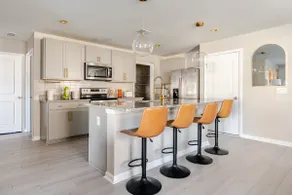 Madisyn’s Manor | Luxe Style + Amenities - Image 4