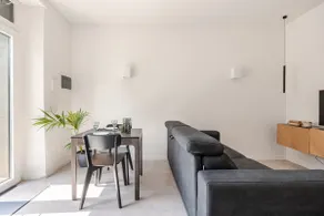 Latina centro • Charming 1 bed-flat + giardino - Image 3