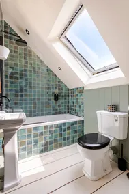 Luxurious peaceful cottage, rated top 1% on Airbnb - Image 5