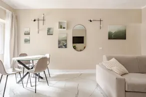 Dream house in center! - Image 4