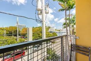 SoFi 2Bed/2Bath Beachfront Condo - Image 5