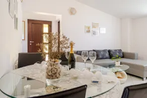 Pet friendly,Free parking,Big garden,Wi-Fi,Terrace - Image 4