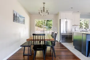 Gorgeous Home in Silverdale, Perfect for Families! - Image 2