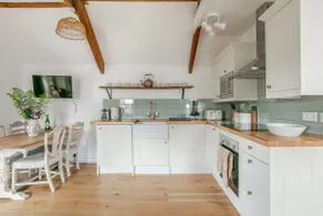 Cosy character Dartmoor barn conversion - Image 4