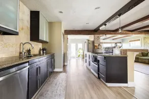 Beautiful Family Home, One level, Open Floor Plan - Image 5