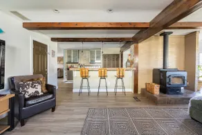 Beautiful Family Home, One level, Open Floor Plan - Image 3