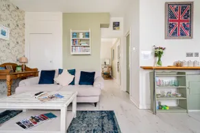 No.2, 92 Harbour st, Whitstable. Seaside Escape - Image 2