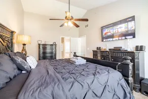Cozy Home With Fun Game Room - Image 2
