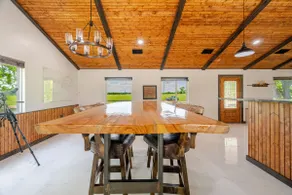 Guadalupe River Getaway - Image 4