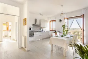 The Two Mulberry Trees Wood apartment - Image 2