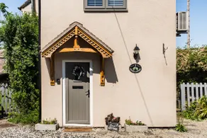 1 Bridge Cottages Accommodation - Image 2