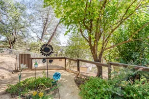 The Cottage w/ a garden view - Image 4