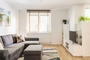 Modern apartment in a quiet neighborhood, close to U4 - Image 2