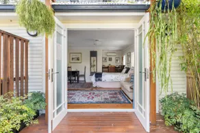Mountains charm in Wentworth Falls - Image 5