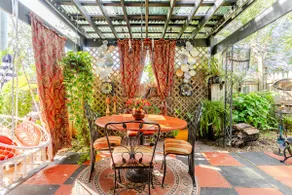 The Oz Courtyard 2.9 mi beach - Image 2