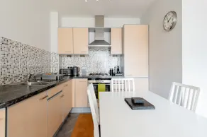 amazing apartments - Hopetoun Street near The Playhouse - Image 5