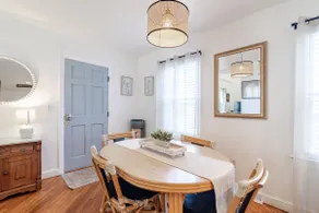 In the Heart of Newport. On the Harbor. 3Bd & 2Bth - Image 3