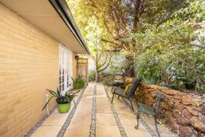 Magnolia Suite in Perth Hills for a getaway - Image 5