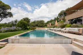 New house on the Saint-Tropez peninsula - Image 2