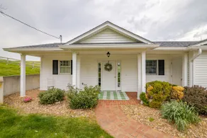 Christiansburg Cottage with a View - Image 5