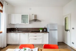 Venice for families - very quiet apt. (free Prkg) - Image 5