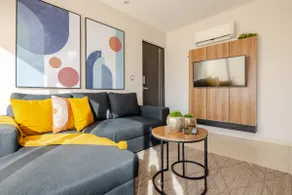 Spacious and Safe with 3BR 8 min from BBVA Stadium - Image 3
