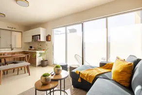 Spacious and Safe with 3BR 8 min from BBVA Stadium - Image 4