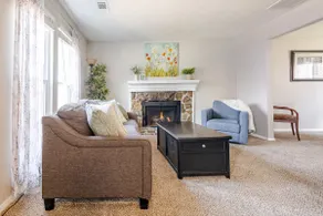 Spacious Family Home Near Avalon - Image 5