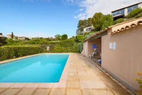 VILLA, 4/6 people, south-facing terrace, pool in the estate. - Image 4