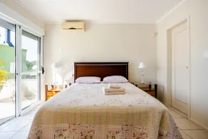 Excellent House with Heated Pool - Image 2