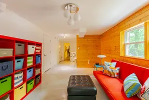 EMORY within walking distance - Image 3