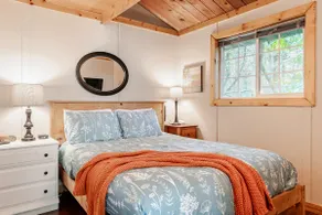 River Rock Cottage - Image 2
