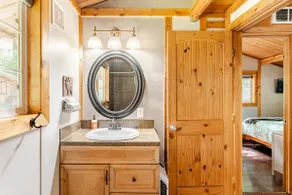 River Rock Cottage - Image 4