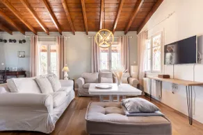 Terra home- Basketball seaside 4bdrm riviera villa - Image 3