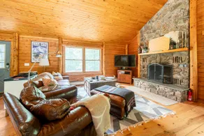 Sugar Mountain Cabin: close to Hudson and nature - Image 3