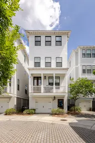 Bright & Airy 3 Bdrm/3.5 Bath Home - Image 3