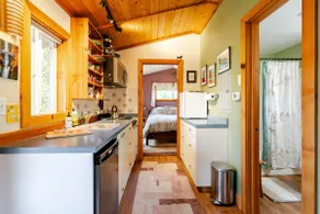 Hidden Garden Cottage - Image 4
