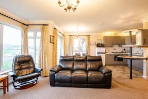 The Links Apartment Portrush - Image 2