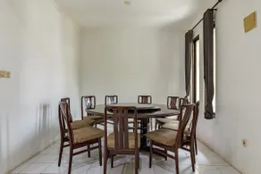 Sentul City 5 Bedrooms Vacation House - Image 2