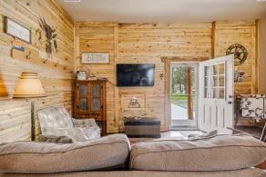 Still Water Ranch-Private house located on 60 acre Horse farm - Image 4