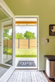 Modern Guest House + Private Yard + Pet Friendly! - Image 5
