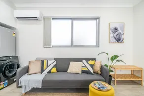 Modern Monochrome at a Stylish Designer Guesthouse in Bexley - Image 2