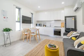 Modern Monochrome at a Stylish Designer Guesthouse in Bexley - Image 4